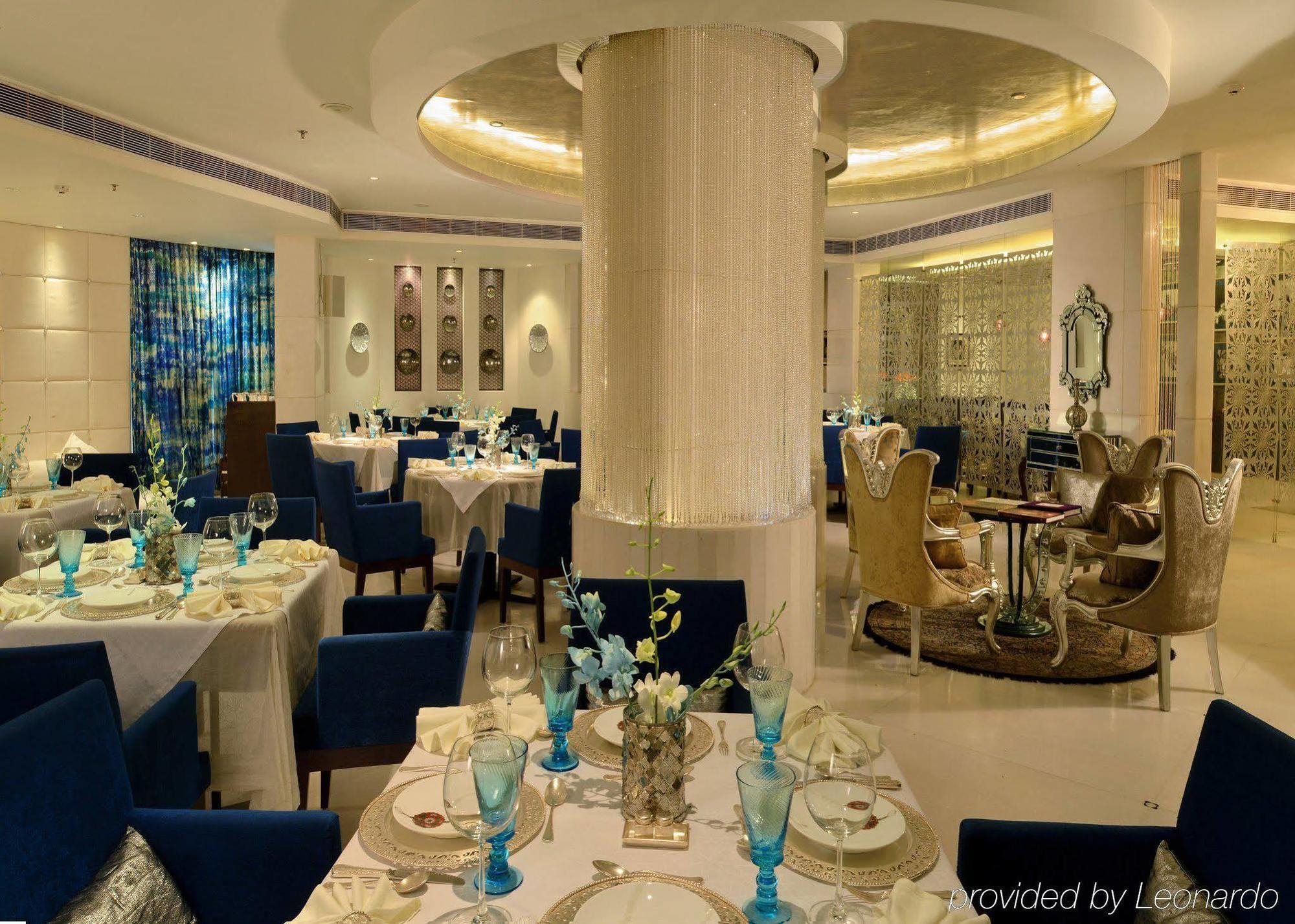 The Golkonda Hotel Хайдарабад Ресторан фото
